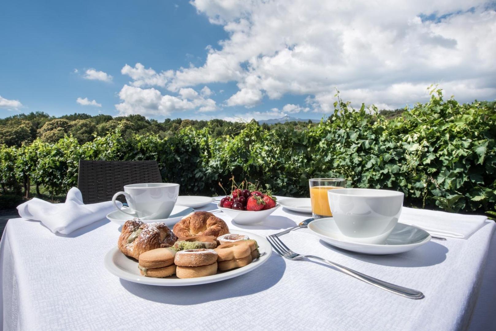 Firriato Hospitality Cavanera Etnea Resort & Wine Experience Кастильоне-ди-Сицилия Экстерьер фото